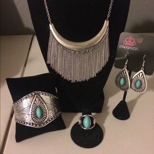 4pc Paparazzi fashion jewelry